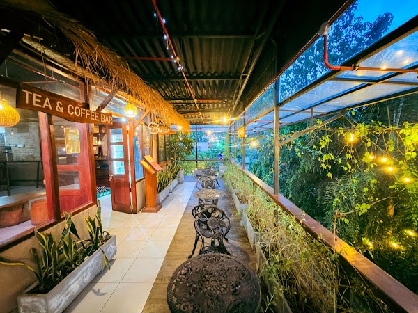 Six8one Restaurant & Pub - Kandy 4