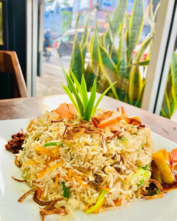Six8one Restaurant & Pub - Kandy 3