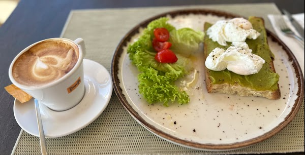 Emfasis Restaurant 5