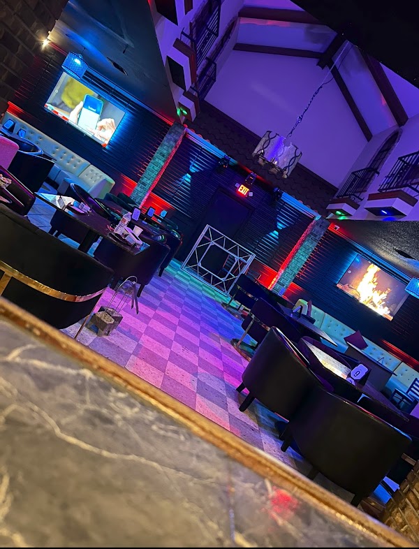 LAVA LOUNGE 2