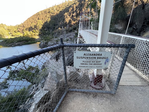 Alexandra Suspension Bridge 2