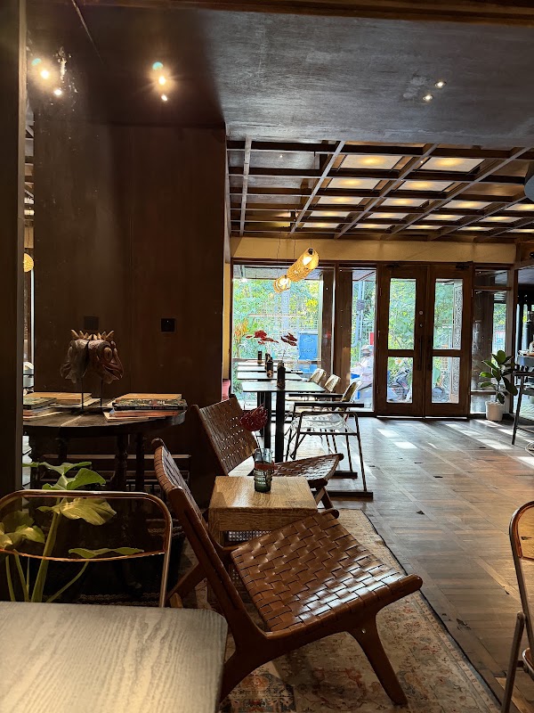 Seta Coffee Studio 2