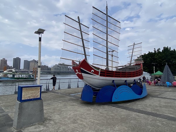 Dadaocheng Wharf Plaza 5
