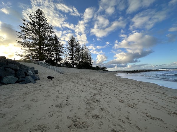 Moffat Beach 2