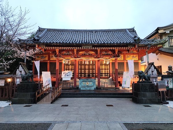 Asakusa Shrine 5