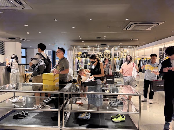 Onitsuka Tiger Namba Store 4