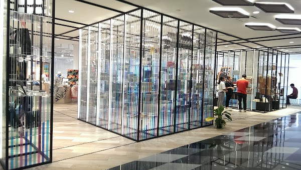 SEPHORA Siam Center 4