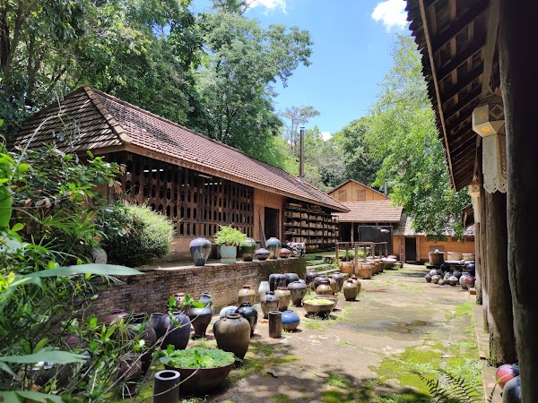 Doy Din Dang Pottery เครื่องปั้นดินเผาดอยดินแดง 1