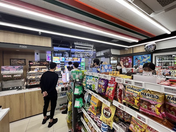 7-Eleven 5
