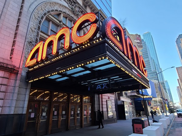 AMC Empire 25 5