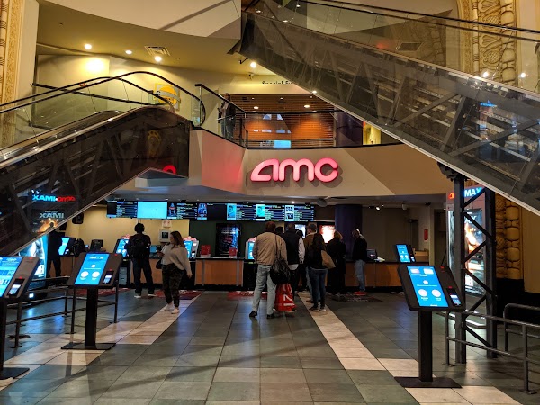 AMC Empire 25 4