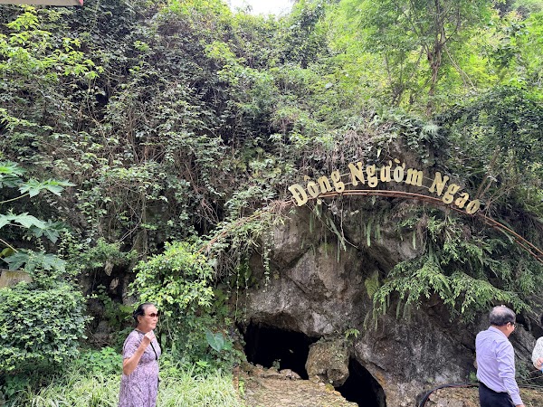 Động Ngườm Ngao 4