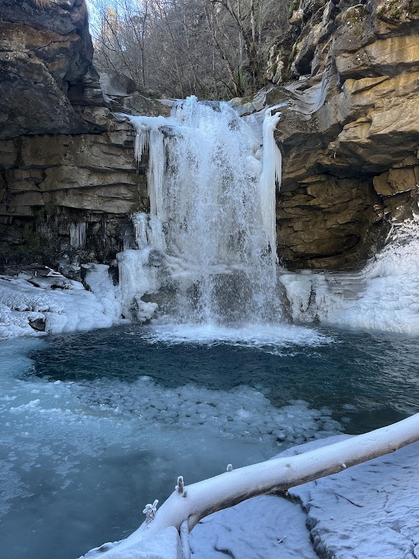 Cascade du Saut de la Pie 1