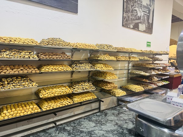 Pastelería Ideal