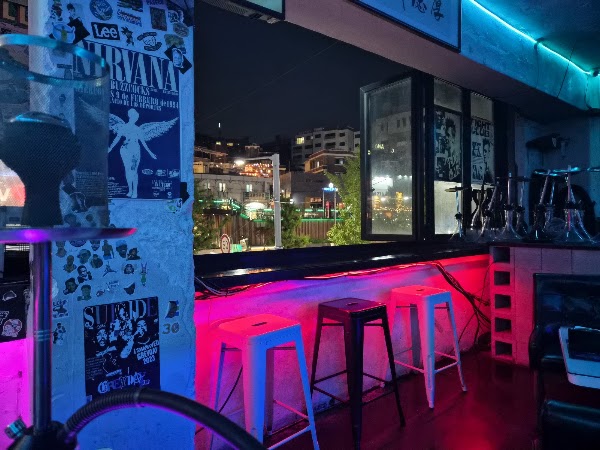 hype Rooftop Hookah Lounge 4