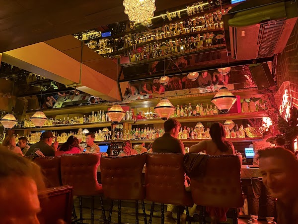Hanky Panky Cocktail Bar 5