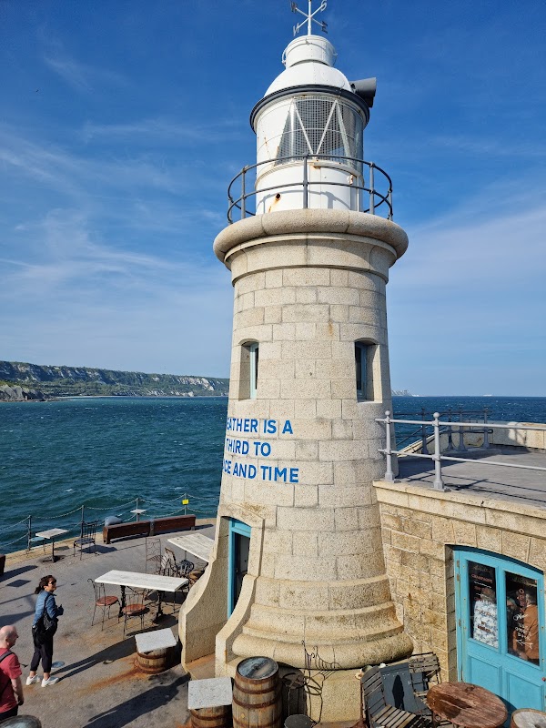 Folkestone Lighthouse 1