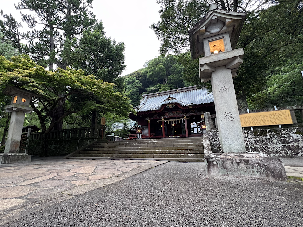 Izusan Shrine 1
