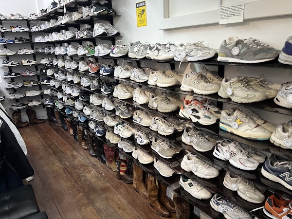 NearesTTen Curated Thrift Store (Second Outlet)