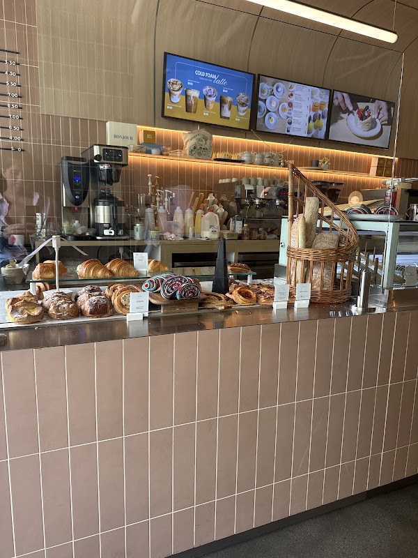 Bonjour Patisserie 2