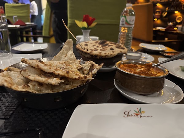 Indian Summer Restaurant Kandy 3
