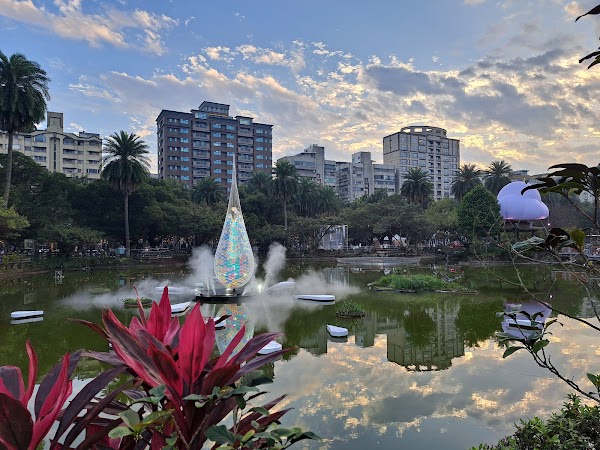 Xinyi District 4