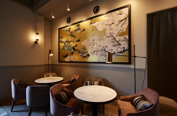 crossfield with TERRACE LOUNGE