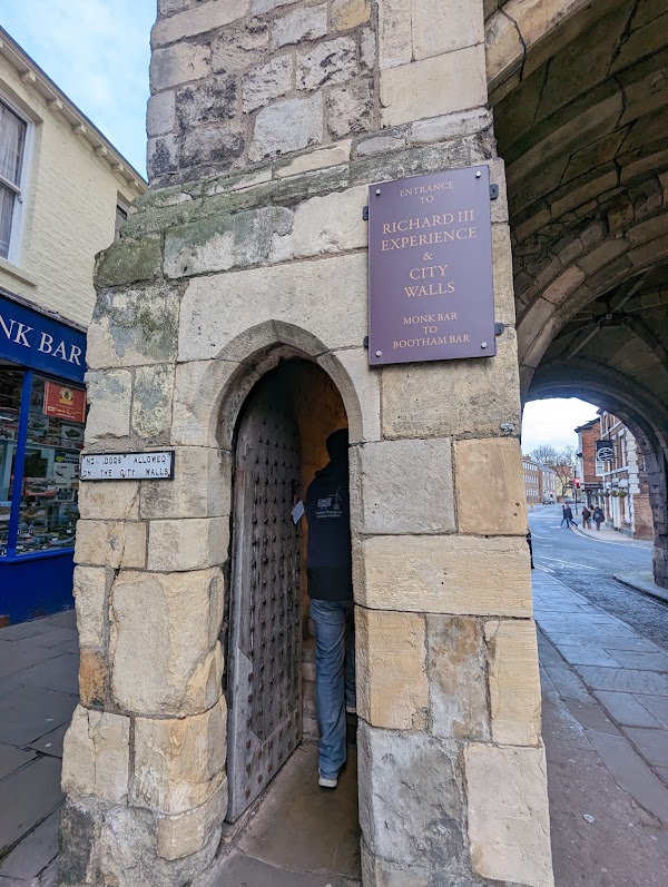 Monk Bar 3