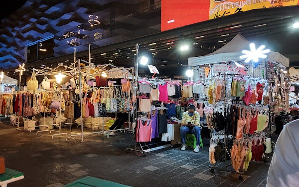 The Street Ratchada Night Market