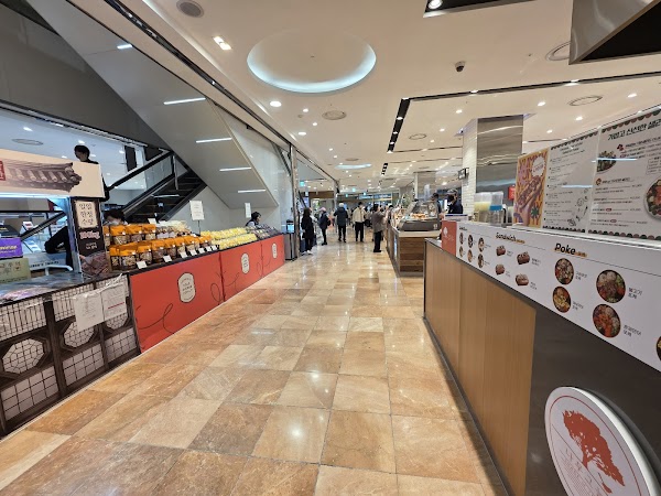 Lotte Department Store Yeongdeungpo 5