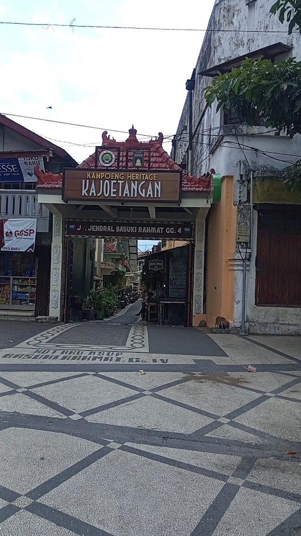 Kantine Nyi aisyah 1