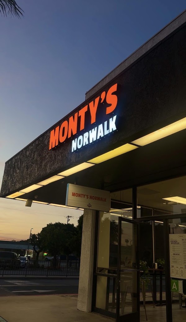 Monty's Norwalk 1