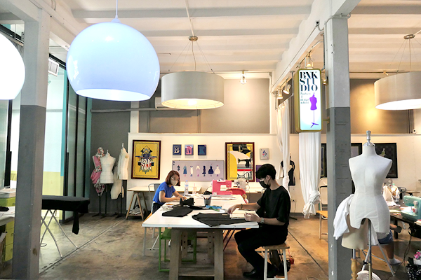 BNK Studio, Fashion and Design School