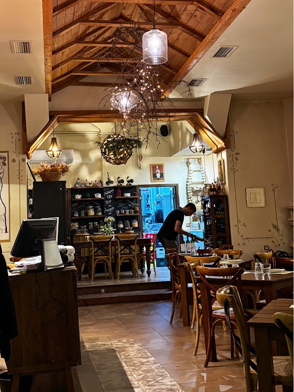 KRITSA Restaurant 2