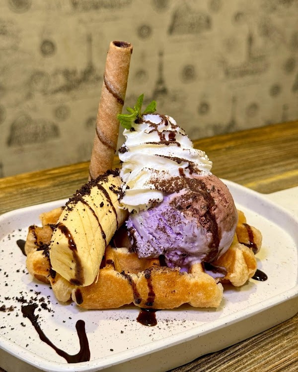 Crazy Ice-Cream & Salad House Ipoh 5