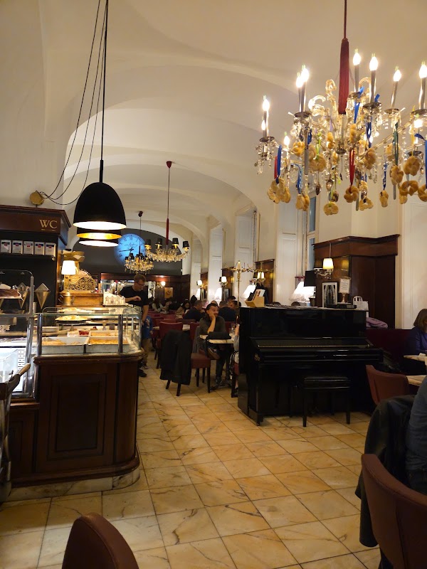 Café Diglas 2