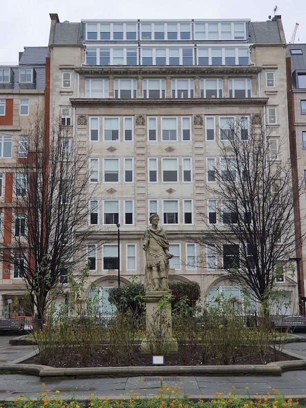 Golden Square 2