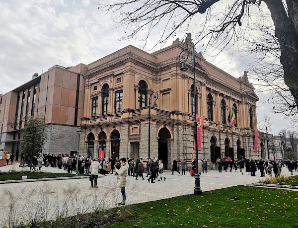 Gaetano Donizetti Theater 4