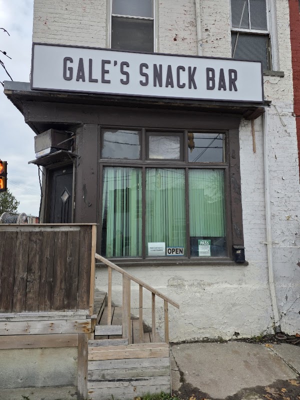 Gale's Snack Bar 3