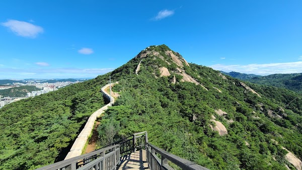 Inwangsan Mountain 3