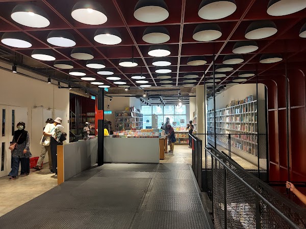 BookXcess Kong Heng Ipoh 3