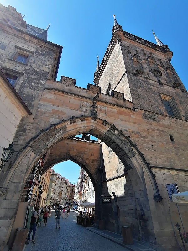 Charles Bridge 4