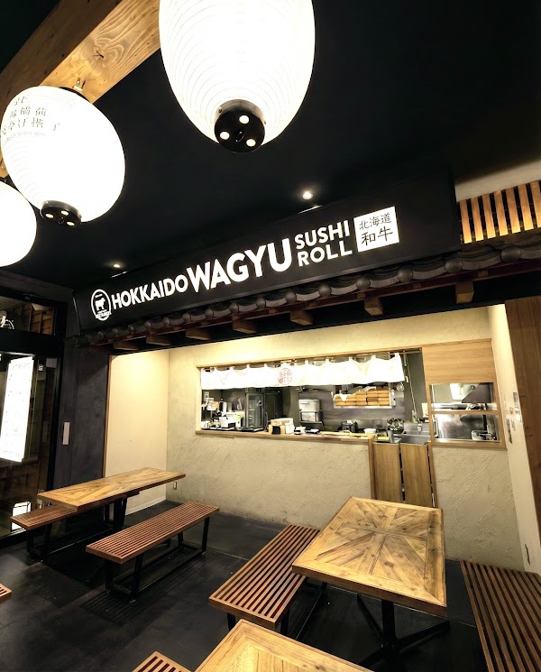 HOKKAIDO WAGYU SUSHI ROLL