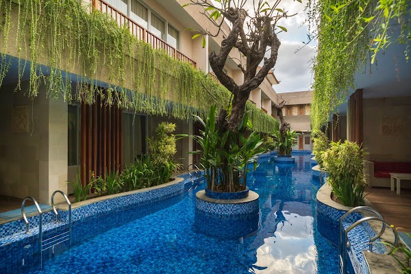 d'Nusa Beach Club and Resort