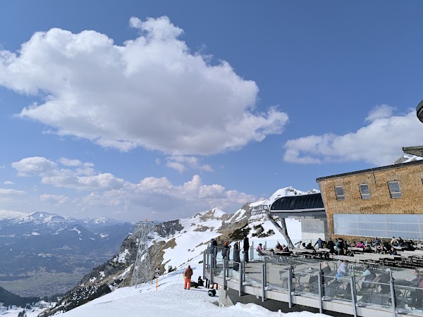 Höfatsblick mountain station (1932 m) 4