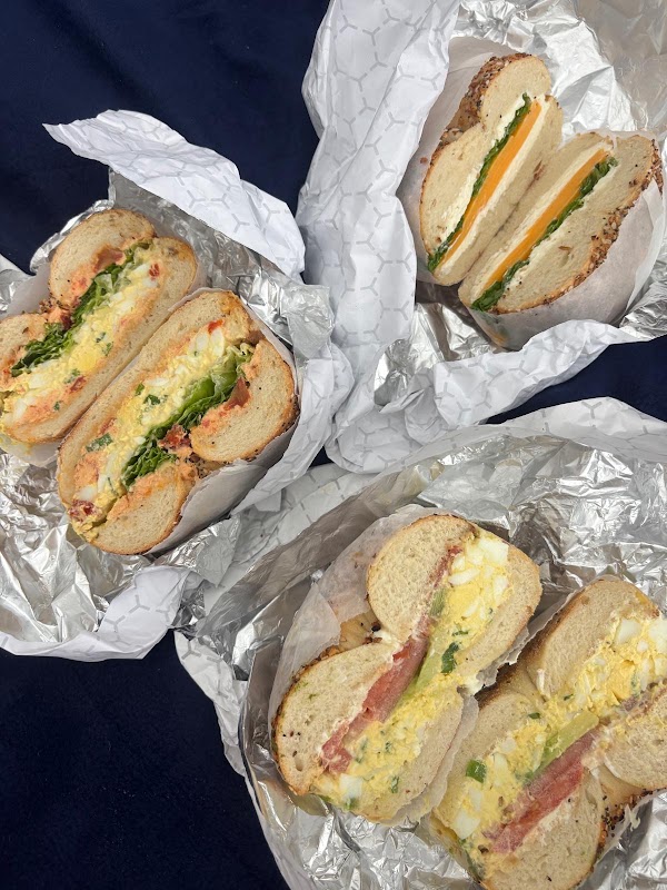 Broad Nosh Bagels Deli & Catering 52nd Street 4