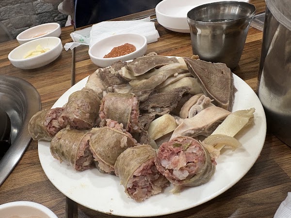 Dongwon Restaraunt 4