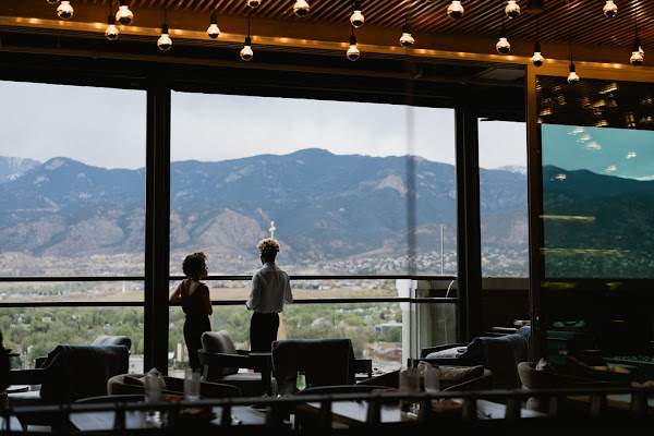 RYZE Skyline Lounge 3