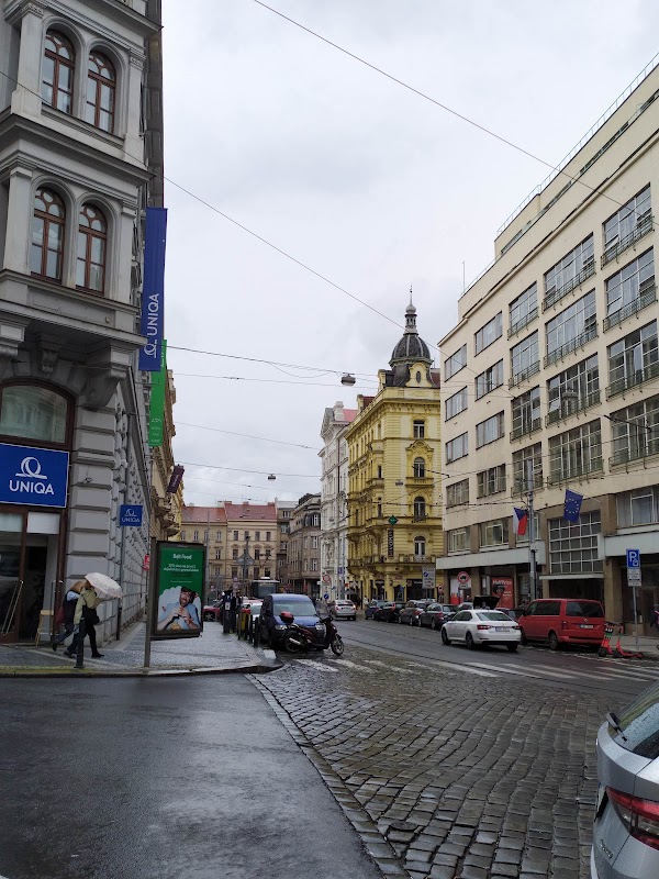 Lazarská 2