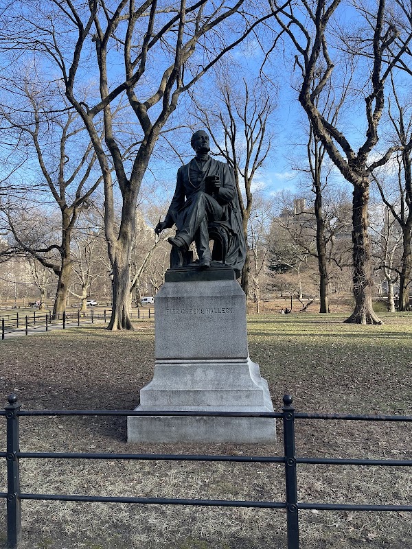 The Mall and Literary Walk 4